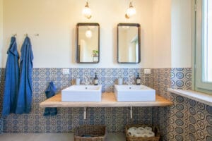 Italy Piedmont holiday home bathroom