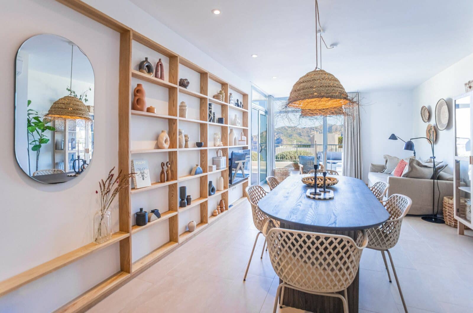 Mallorca apartment holiday home dining area